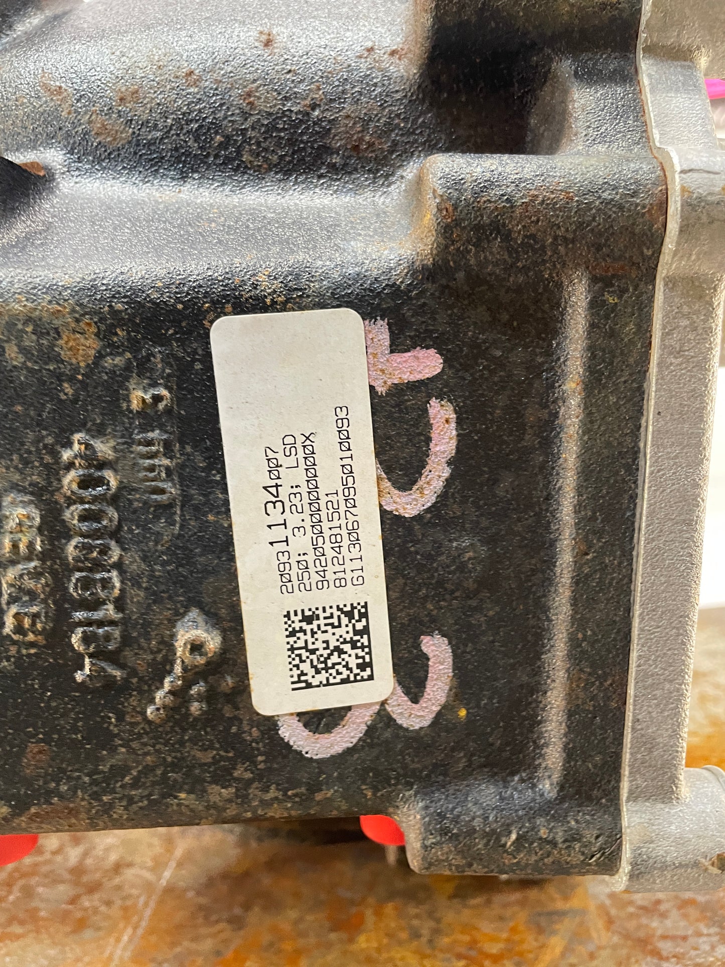 2013 Chevy Camaro ZL1 3.23 LSD Rear End Axle Differential Carrier OEM 9k Miles - Day's Parts Yard