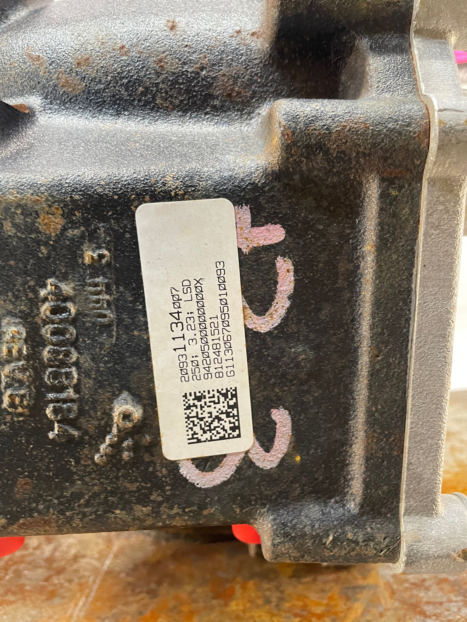 2013 Chevy Camaro ZL1 3.23 LSD Rear End Axle Differential Carrier OEM 9k Miles - Day's Parts Yard