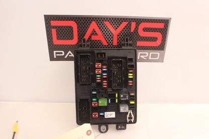 2015 Chevy SS Sedan Rear Fuse Box Relay Panel OEM