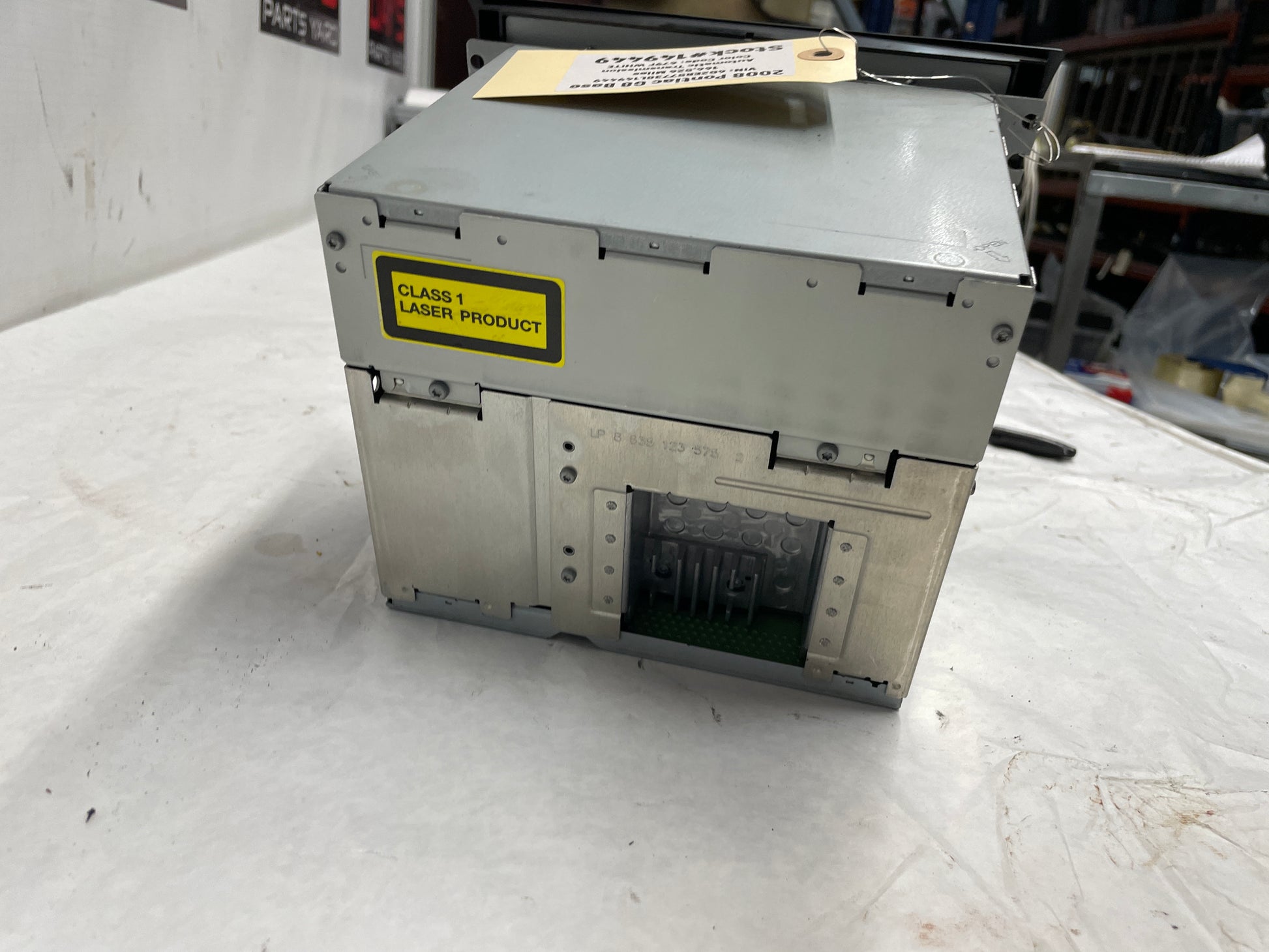 2008 Pontiac G8 Base Blaupunkt Radio CD Player Stereo OEM - Day's Parts Yard