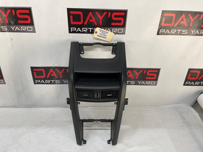 2009 Pontiac G8 GT Center Dash Radio Bezel Trim Molding Panel OEM