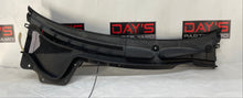 2009 Pontiac G8 GT Complete Windshield Wiper Cowl Grille Trim Vent Panel OEM