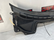 2009 Pontiac G8 GT Complete Windshield Wiper Cowl Grille Trim Vent Panel OEM
