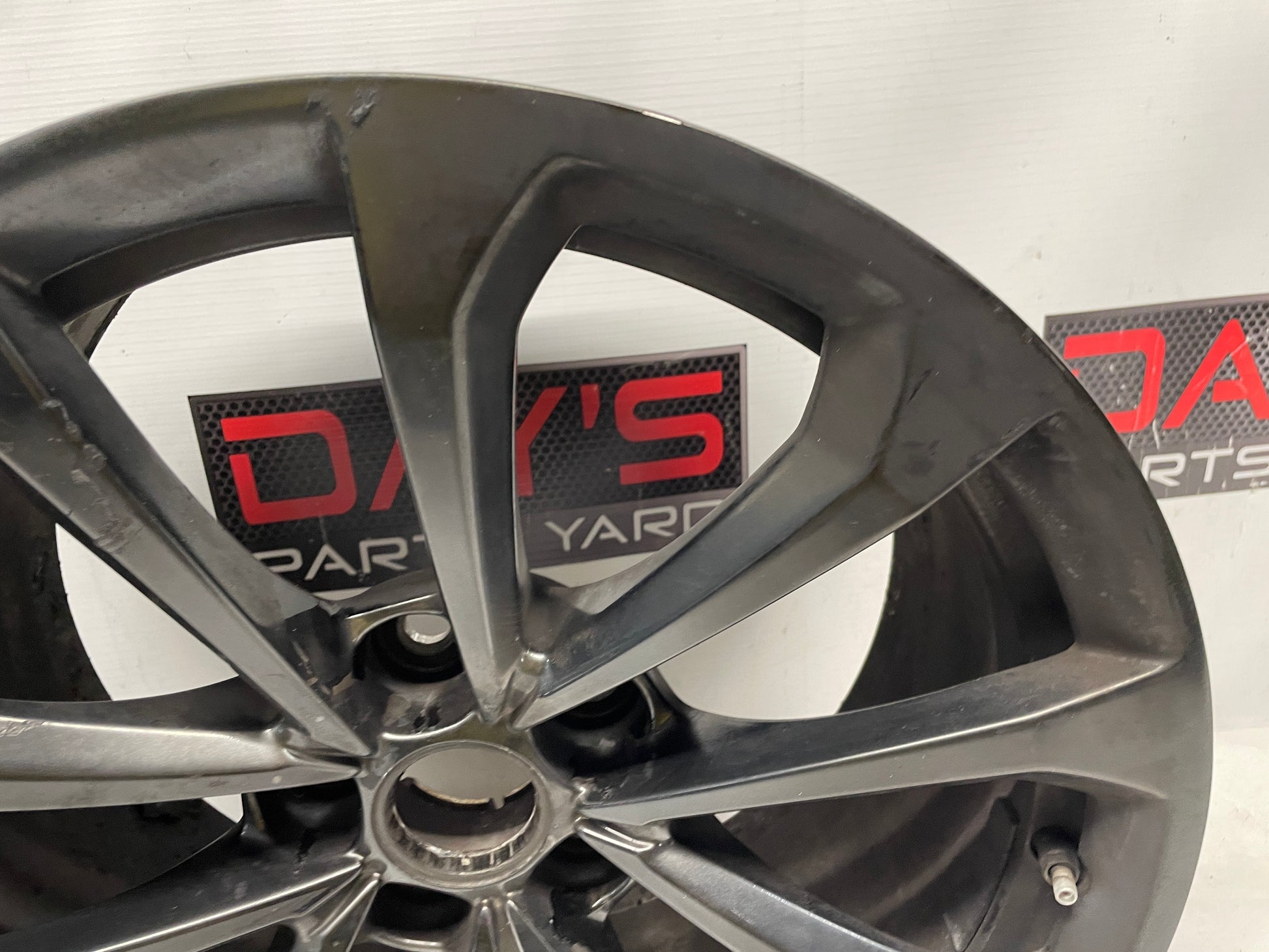 2017 Cadillac CTS-V Factory OEM Front Wheel 19X9.5 - Day's Parts Yard