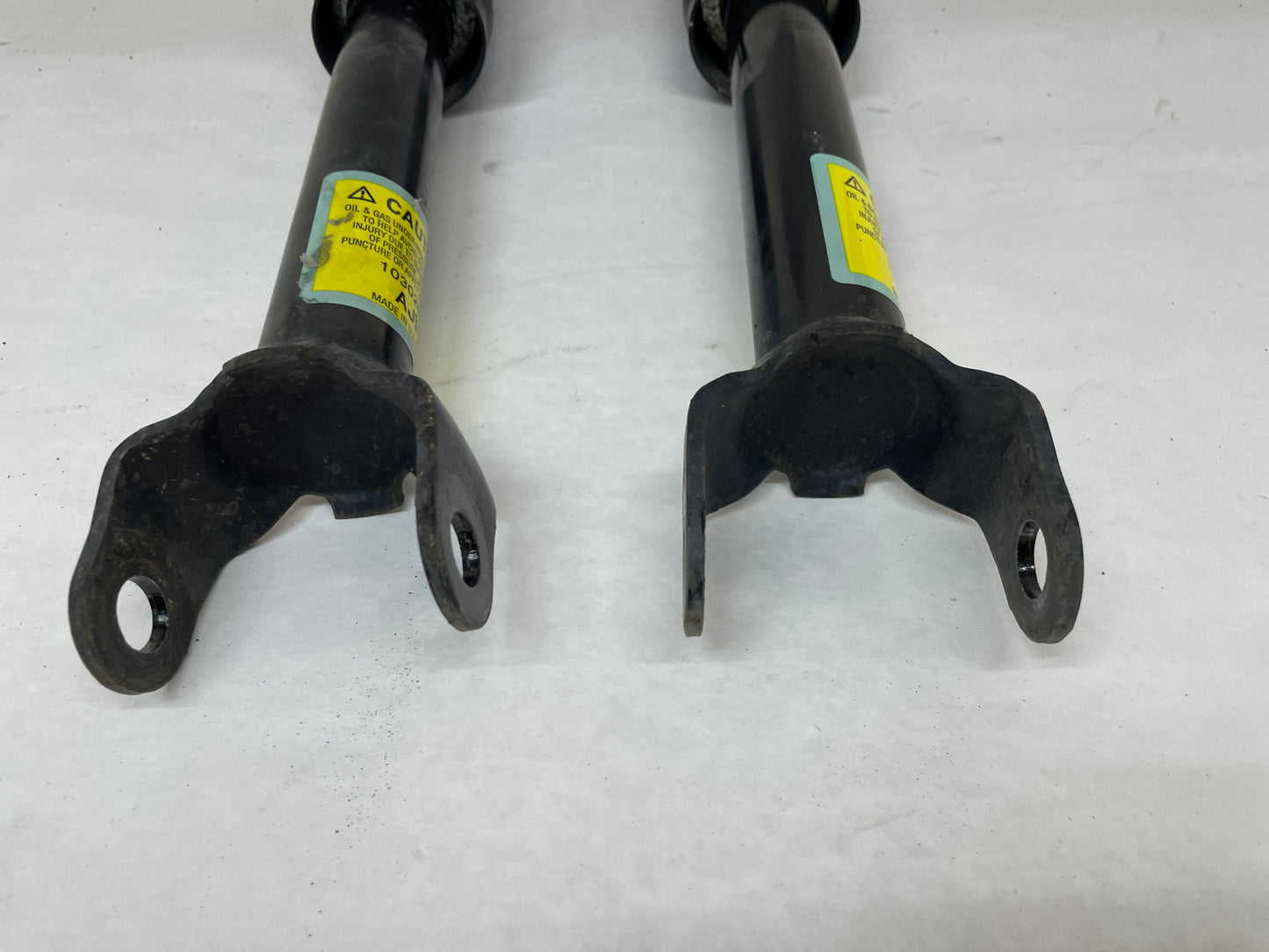 2008 Chevy C6 Corvette RH & LH Rear Suspension Shock Absorber Strut OEM