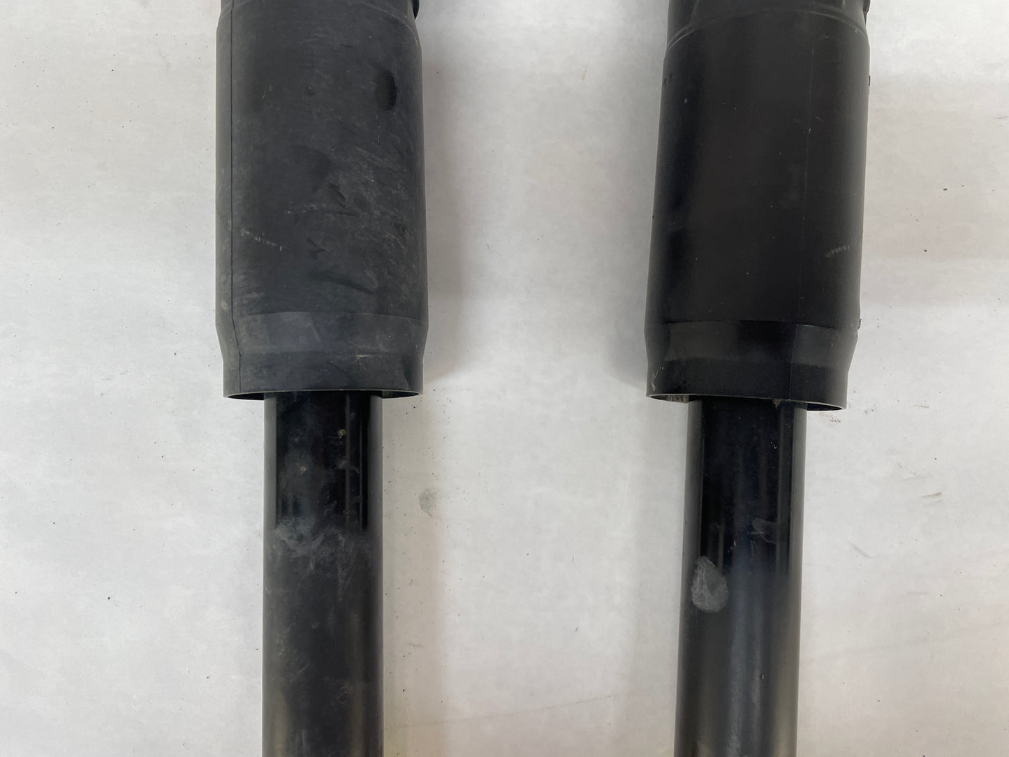 2008 Chevy C6 Corvette RH & LH Rear Suspension Shock Absorber Strut OEM