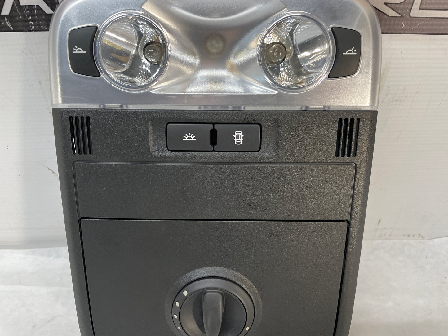 2009 Pontiac G8 GT Over Head Overhead Console Roof Dome Light Sunroof Switch OEM