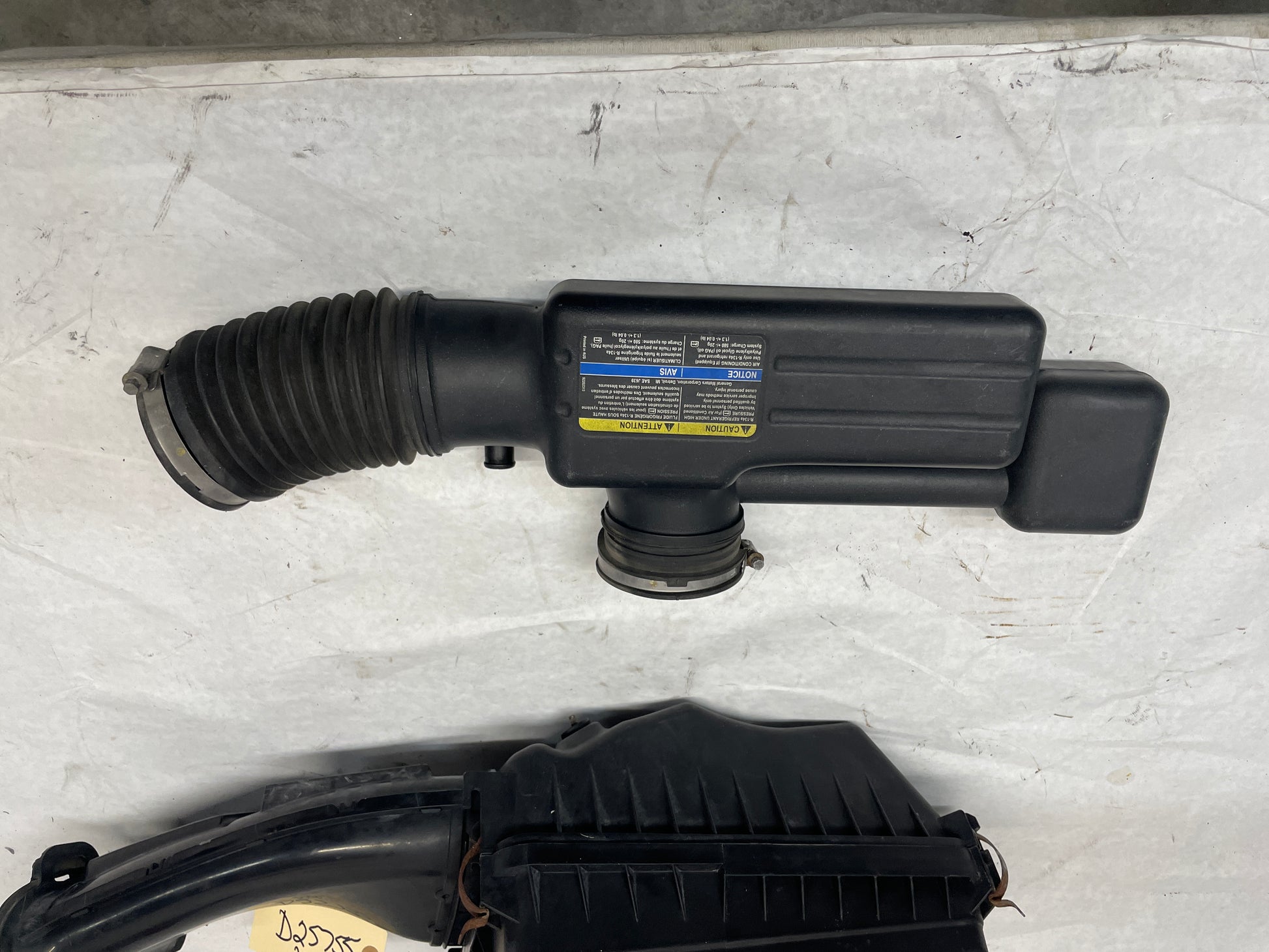 2008 Pontiac G8 Base Factory OEM Air Intake Box Assembly - Day's Parts Yard