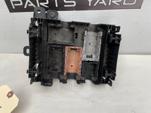 2017 Chevy SS Sedan Fuse Panel Retainer Block OEM - Day's Parts Yard