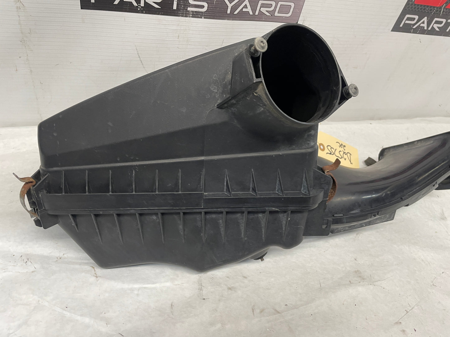2008 Pontiac G8 Base Factory OEM Air Intake Box Assembly - Day's Parts Yard