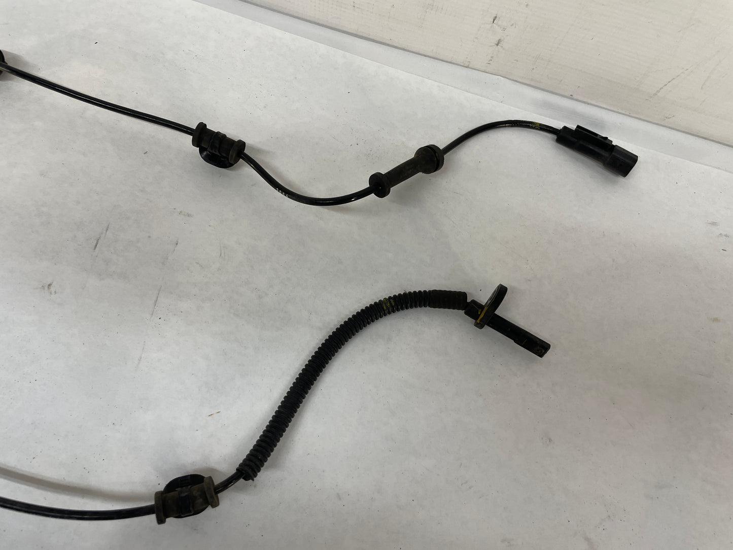 2013 Chevy Camaro  RH & LH Front ABS Speed Sensor Wires OEM - Day's Parts Yard