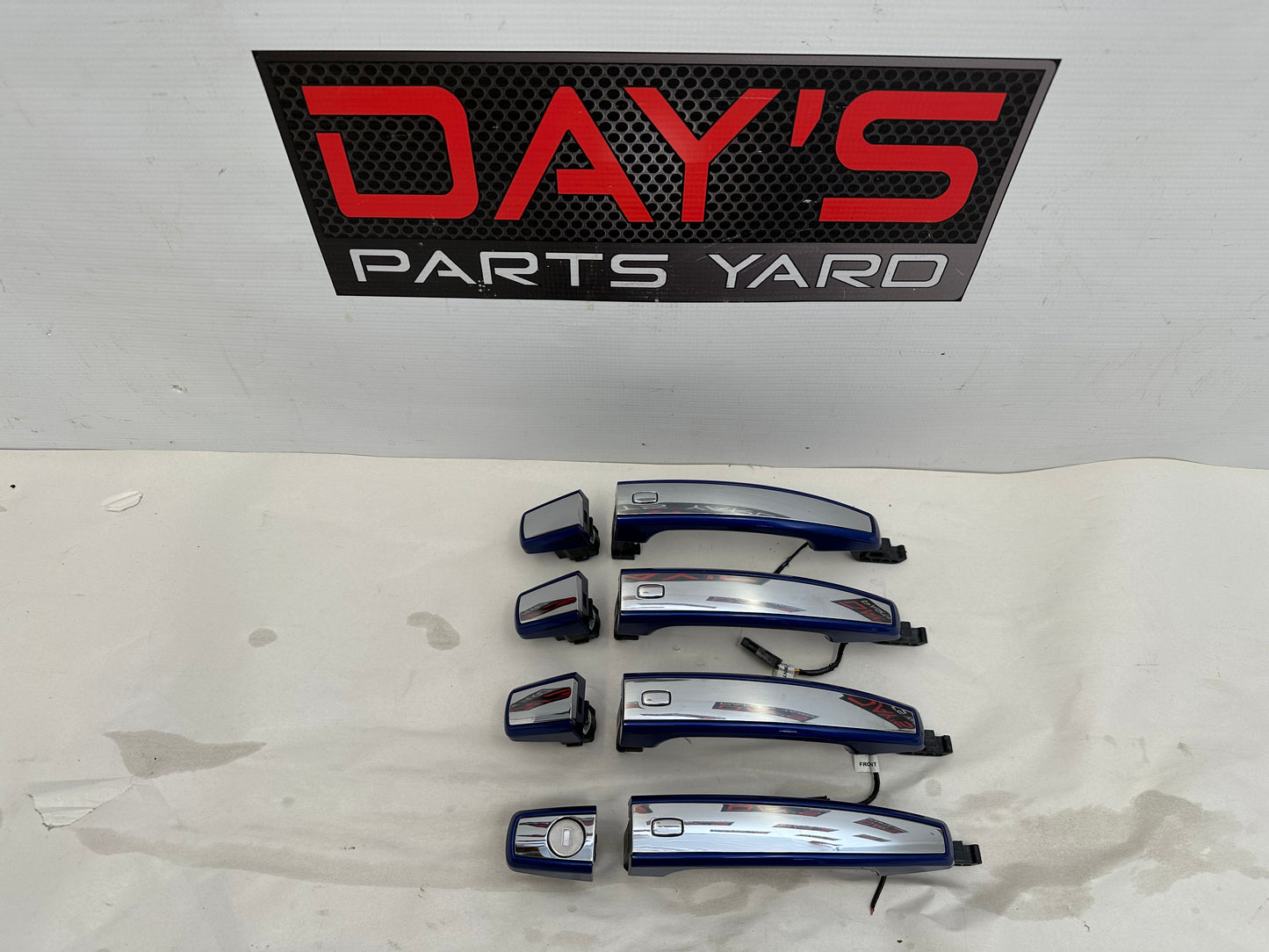 2015 Chevy SS Sedan Exterior Door Handles Set OEM - Day's Parts Yard