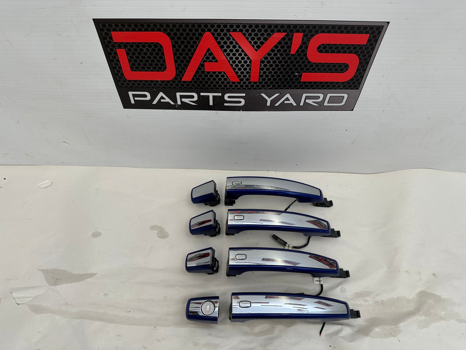 2015 Chevy SS Sedan Exterior Door Handles Set OEM - Day's Parts Yard
