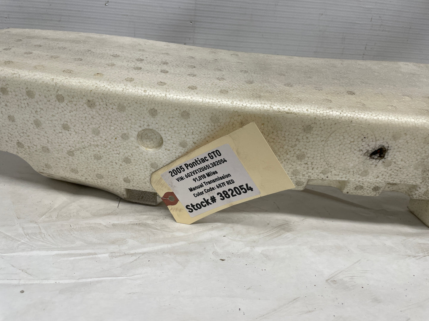 2005 Pontiac GTO Front Bumper Impact Energy Absorber Bar Foam OEM