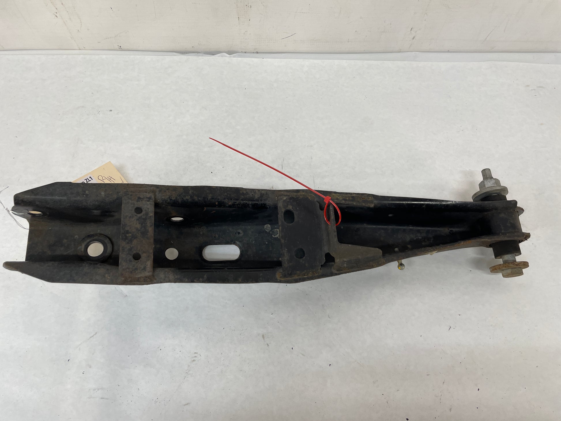 2013 Chevy Camaro ZL1 RH Passenger Rear Suspension Lower Control Arm OEM - Day's Parts Yard
