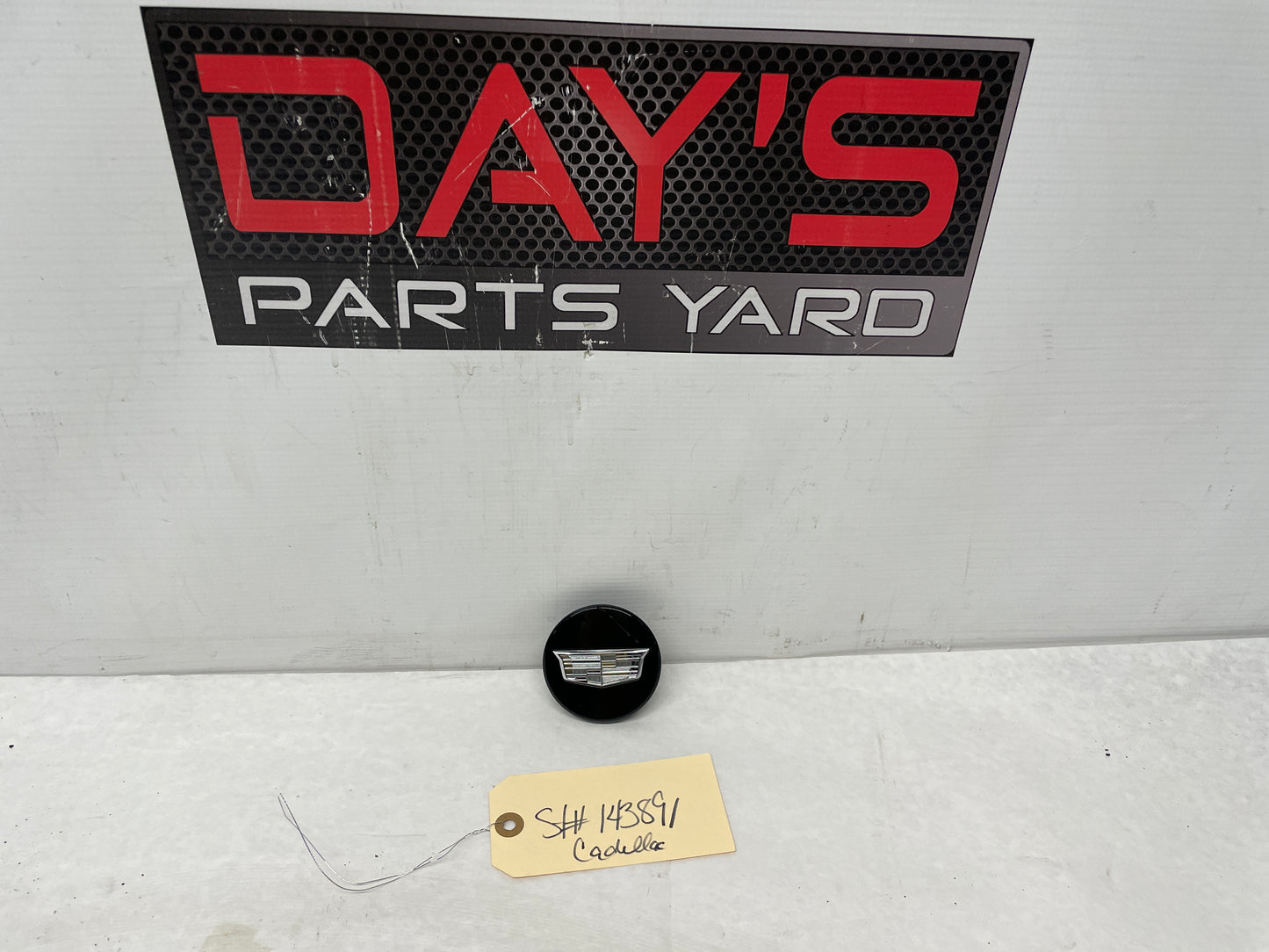 2017 Cadillac CTS-V Wheel Center Cap OEM - Day's Parts Yard