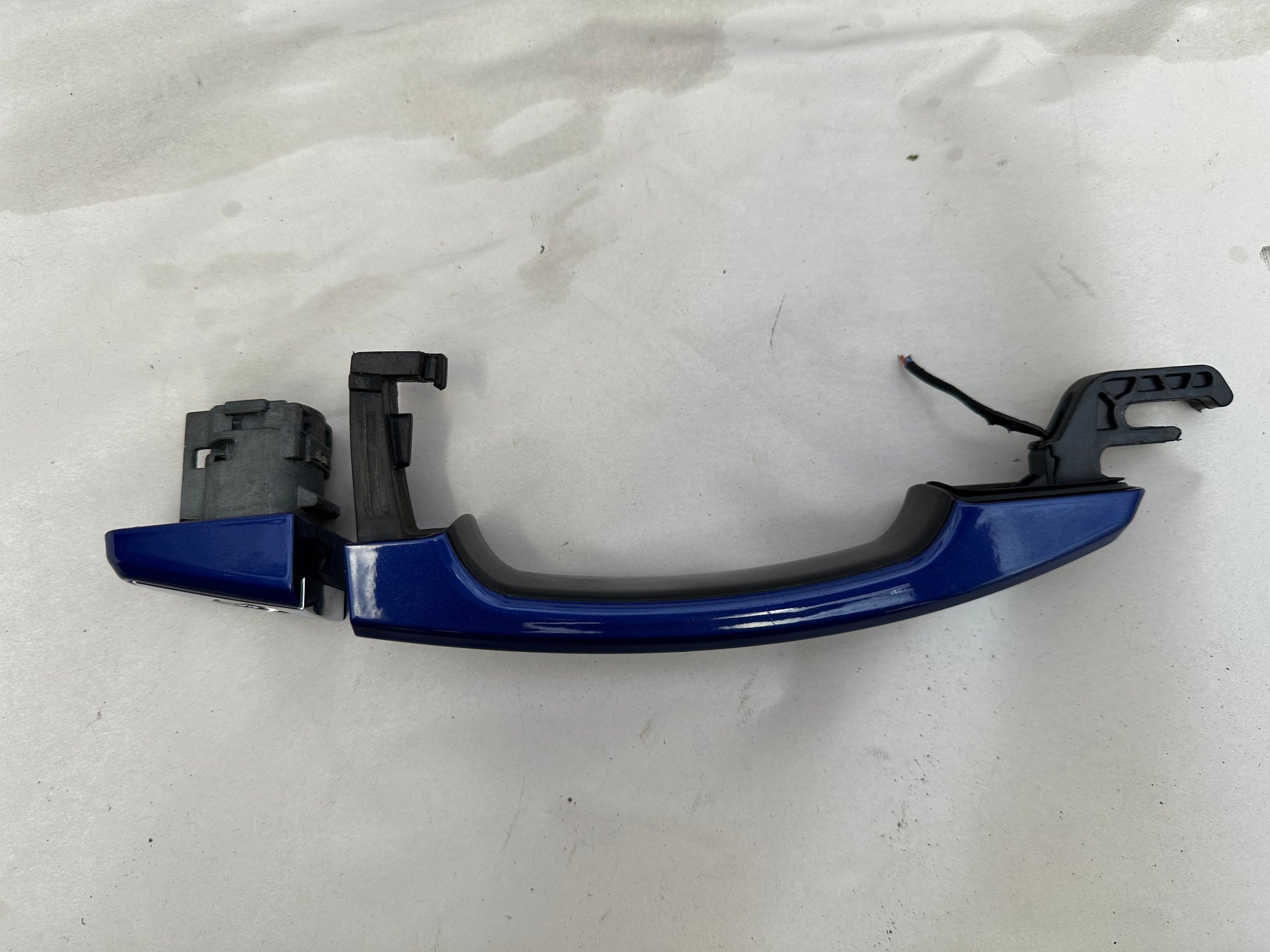 2015 Chevy SS Sedan Exterior Door Handles Set OEM - Day's Parts Yard