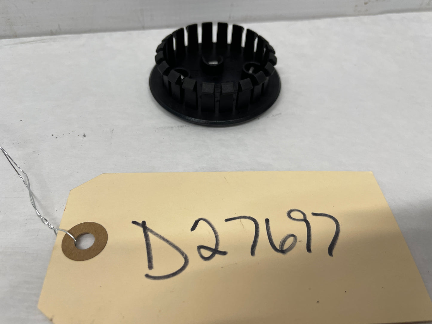 2017 Cadillac CTS-V Wheel Center Cap OEM - Day's Parts Yard