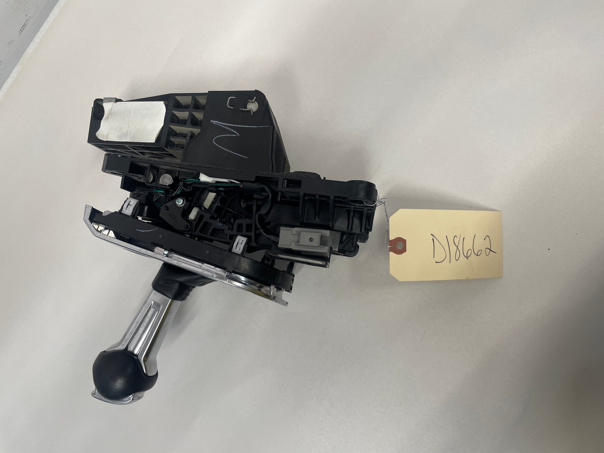 2019 Ford Mustang GT Automatic Gear Selector Shifter OEM - Day's Parts Yard