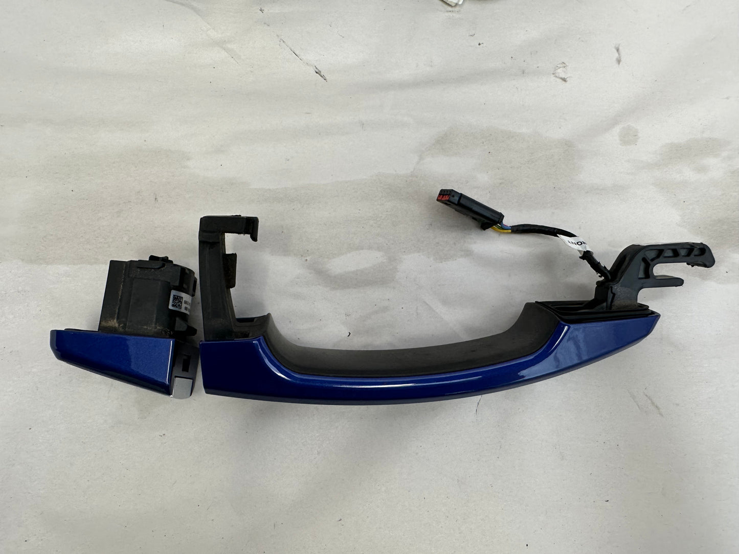 2015 Chevy SS Sedan Exterior Door Handles Set OEM - Day's Parts Yard