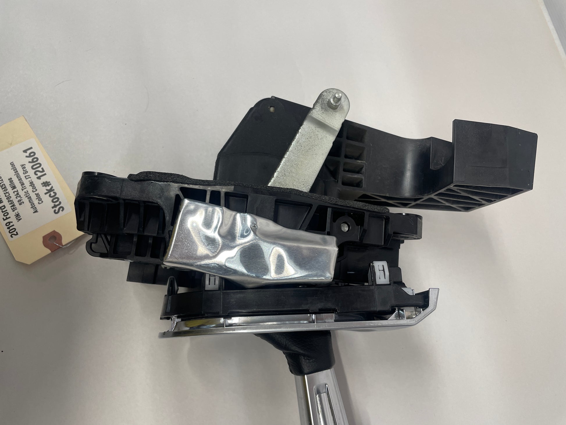 2019 Ford Mustang GT Automatic Gear Selector Shifter OEM - Day's Parts Yard