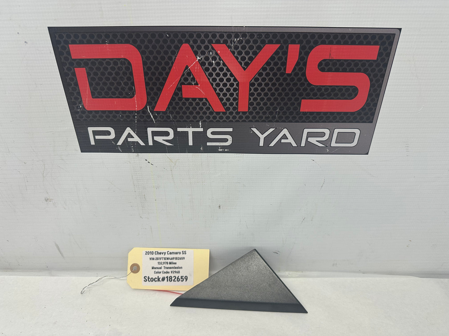 2010 Chevy Camaro SS RH Passenger Door Mirror Plastic Cover OEM - Day's Parts Yard