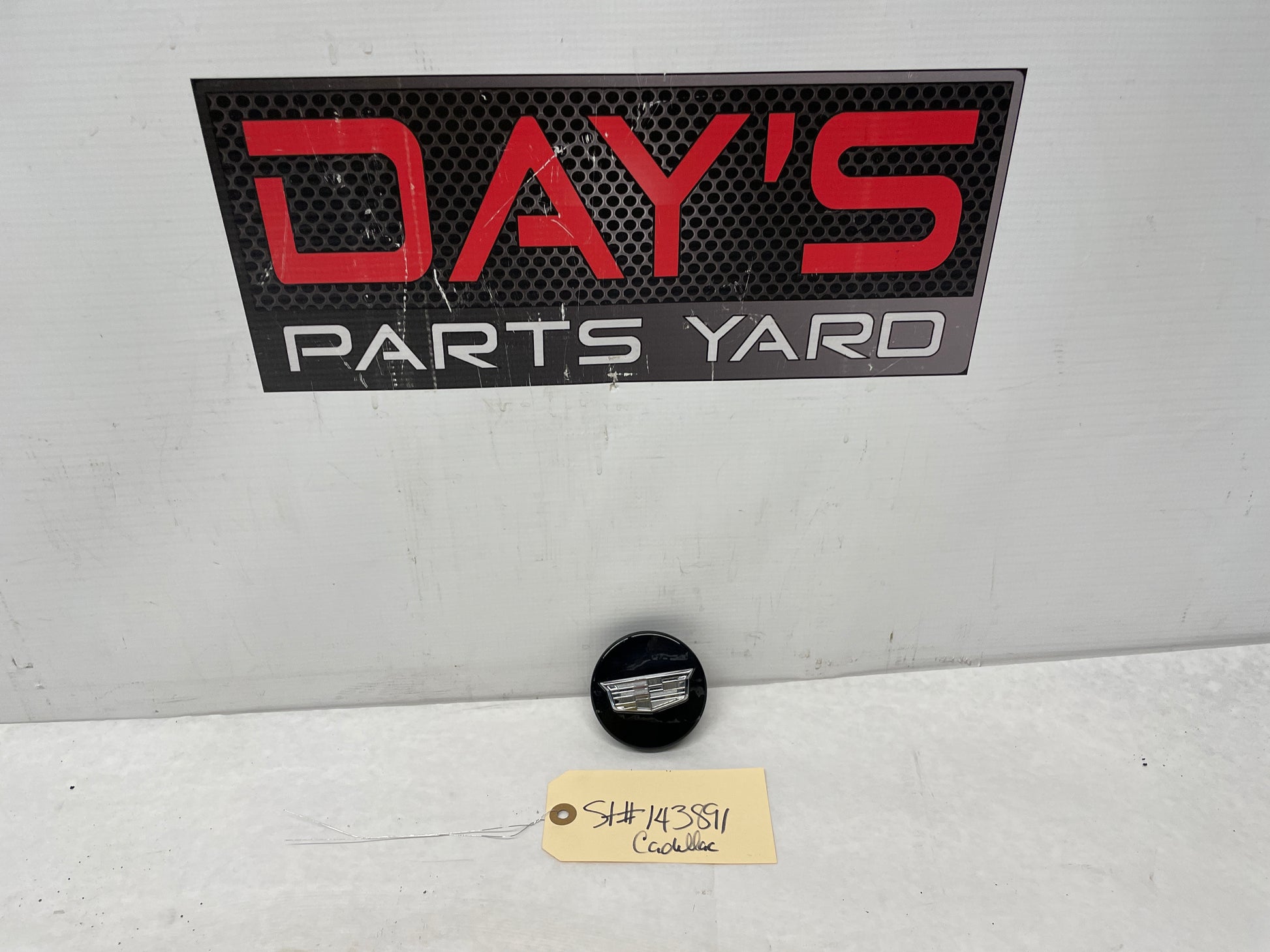 2017 Cadillac CTS-V Wheel Center Cap OEM - Day's Parts Yard