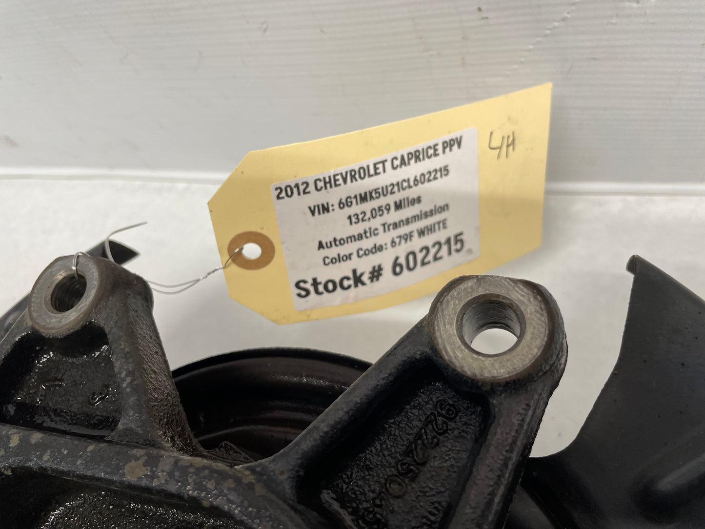 2012 Chevy Caprice PPV LH Driver Rear Suspension Spindle Hub Knuckle Assembly OEM