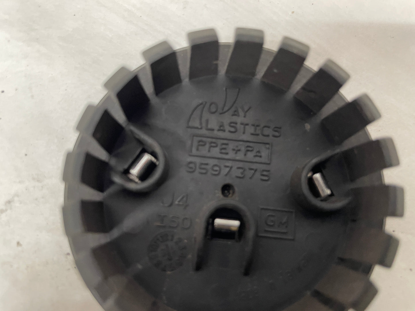 2017 Cadillac CTS-V Wheel Center Cap OEM - Day's Parts Yard