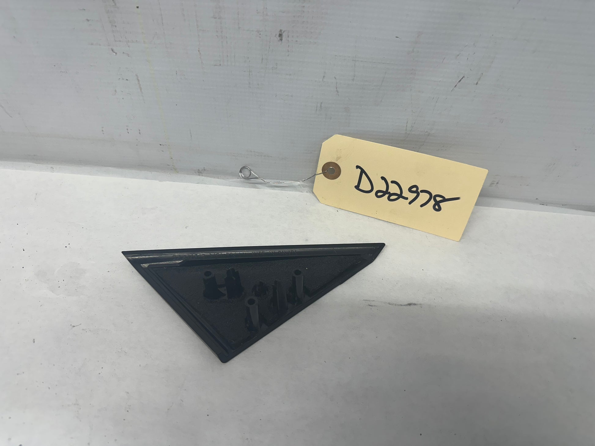 2010 Chevy Camaro SS LH Driver Door Mirror Plastic Cover OEM - Day's Parts Yard