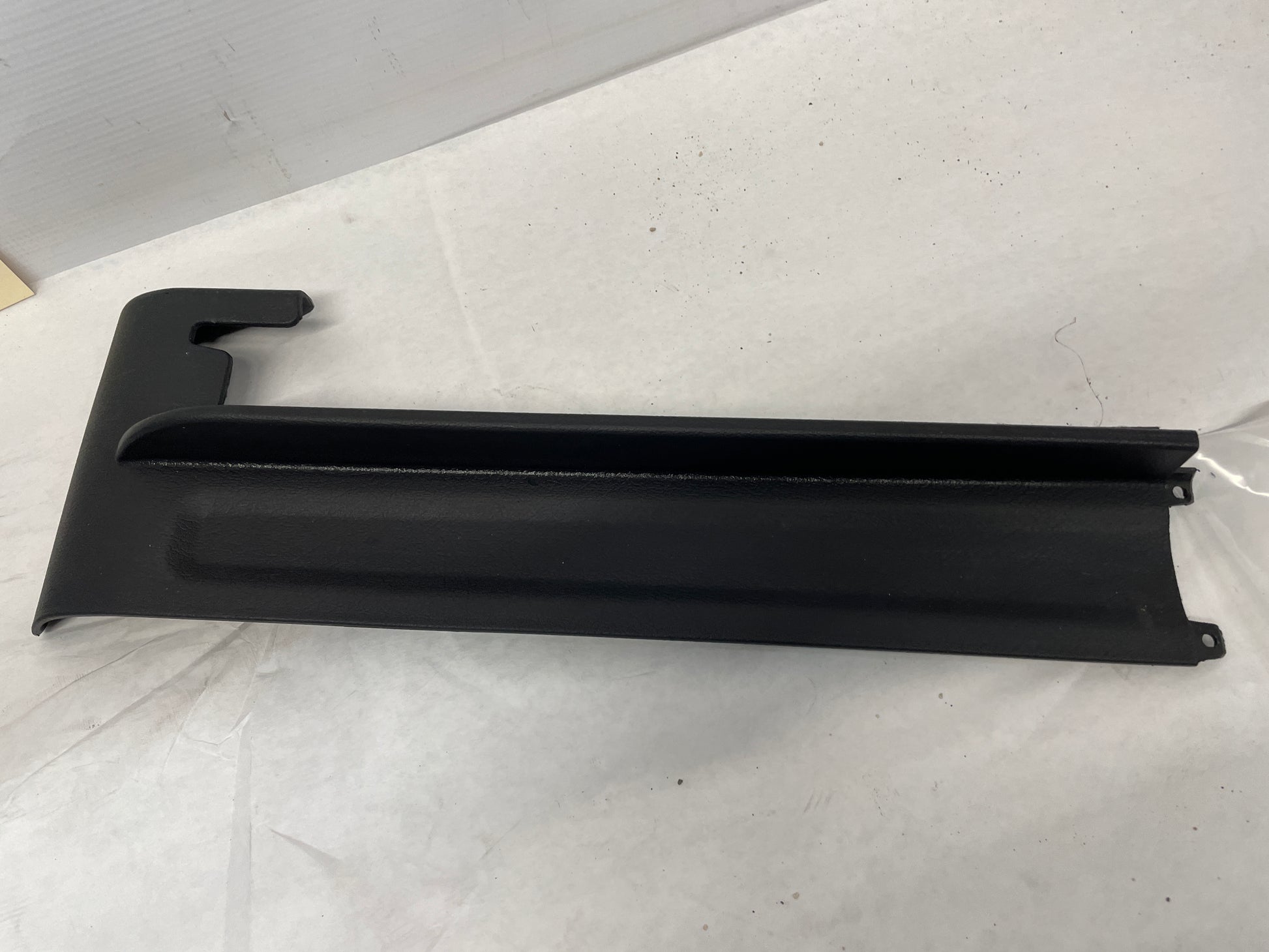 2005 Pontiac GTO LH Driver 4pc Seat Rail Frame Plastic Trim Set OEM - Day's Parts Yard