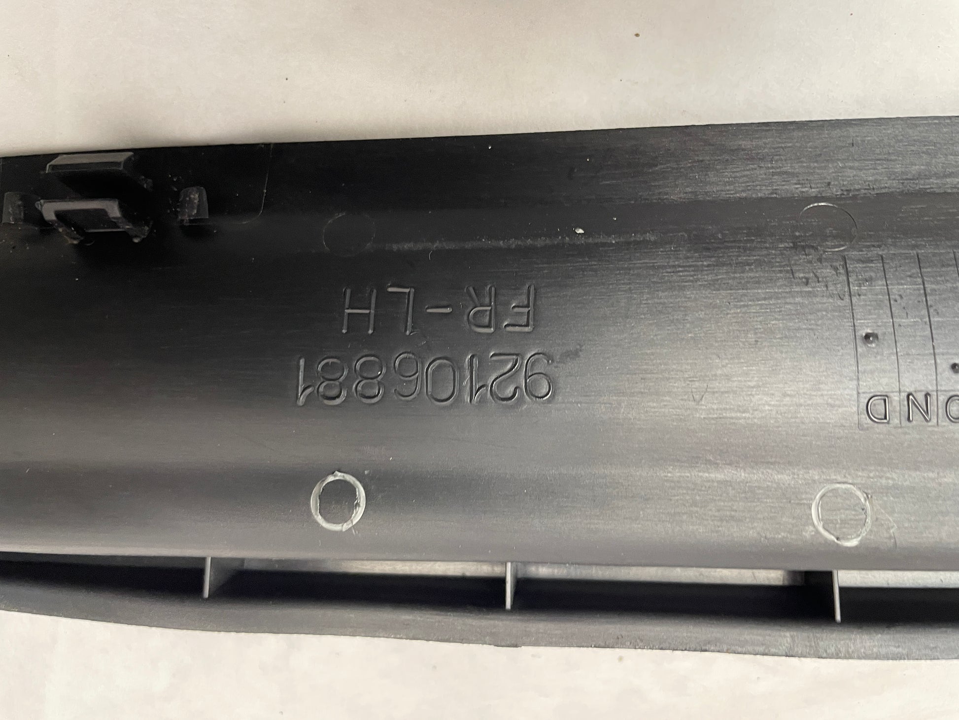 2005 Pontiac GTO LH Driver 4pc Seat Rail Frame Plastic Trim Set OEM - Day's Parts Yard