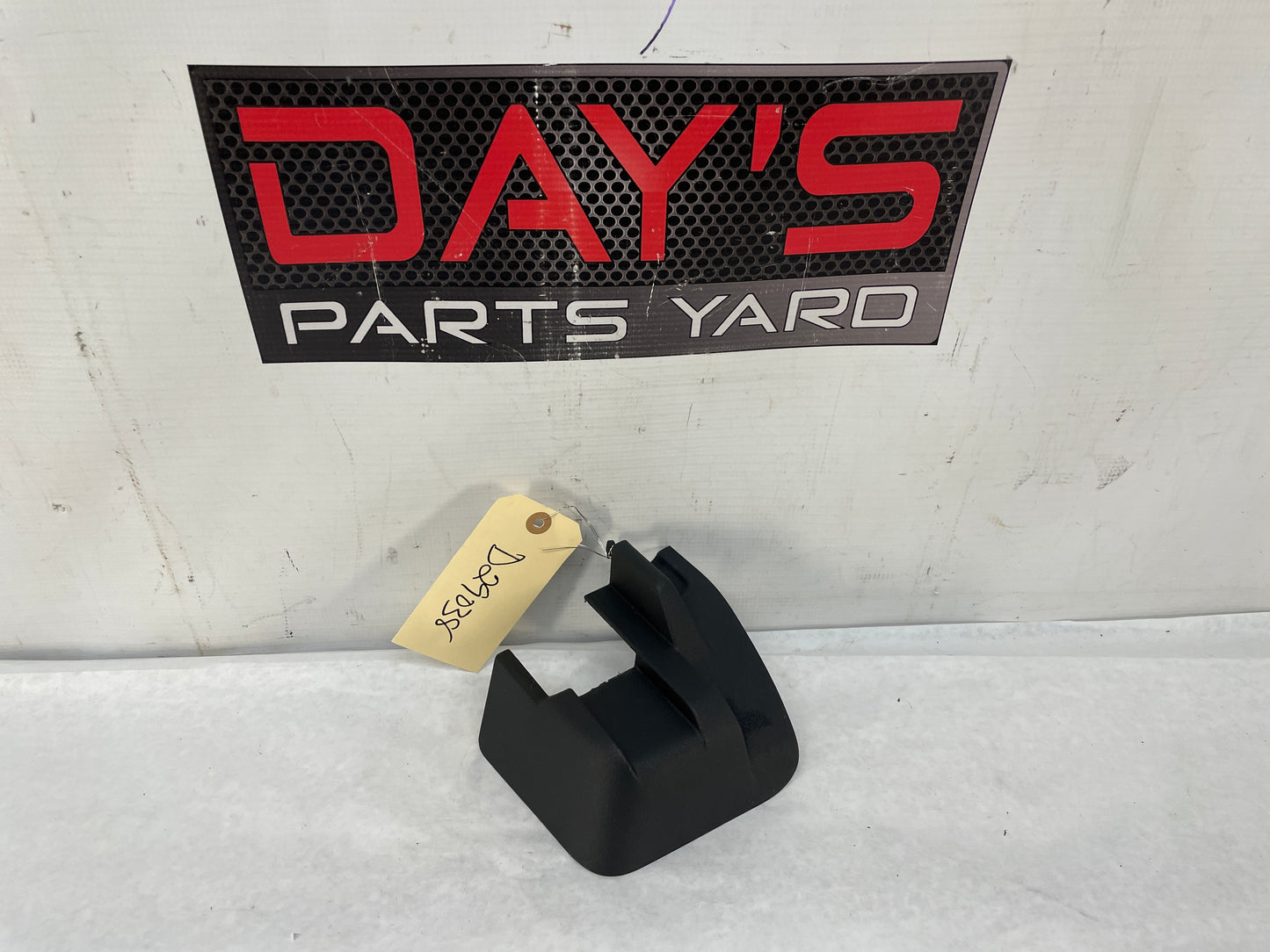 2009 Pontiac G8 GT RH Passenger Front Seat Rear Outer Track Frame Trim Cover OEM