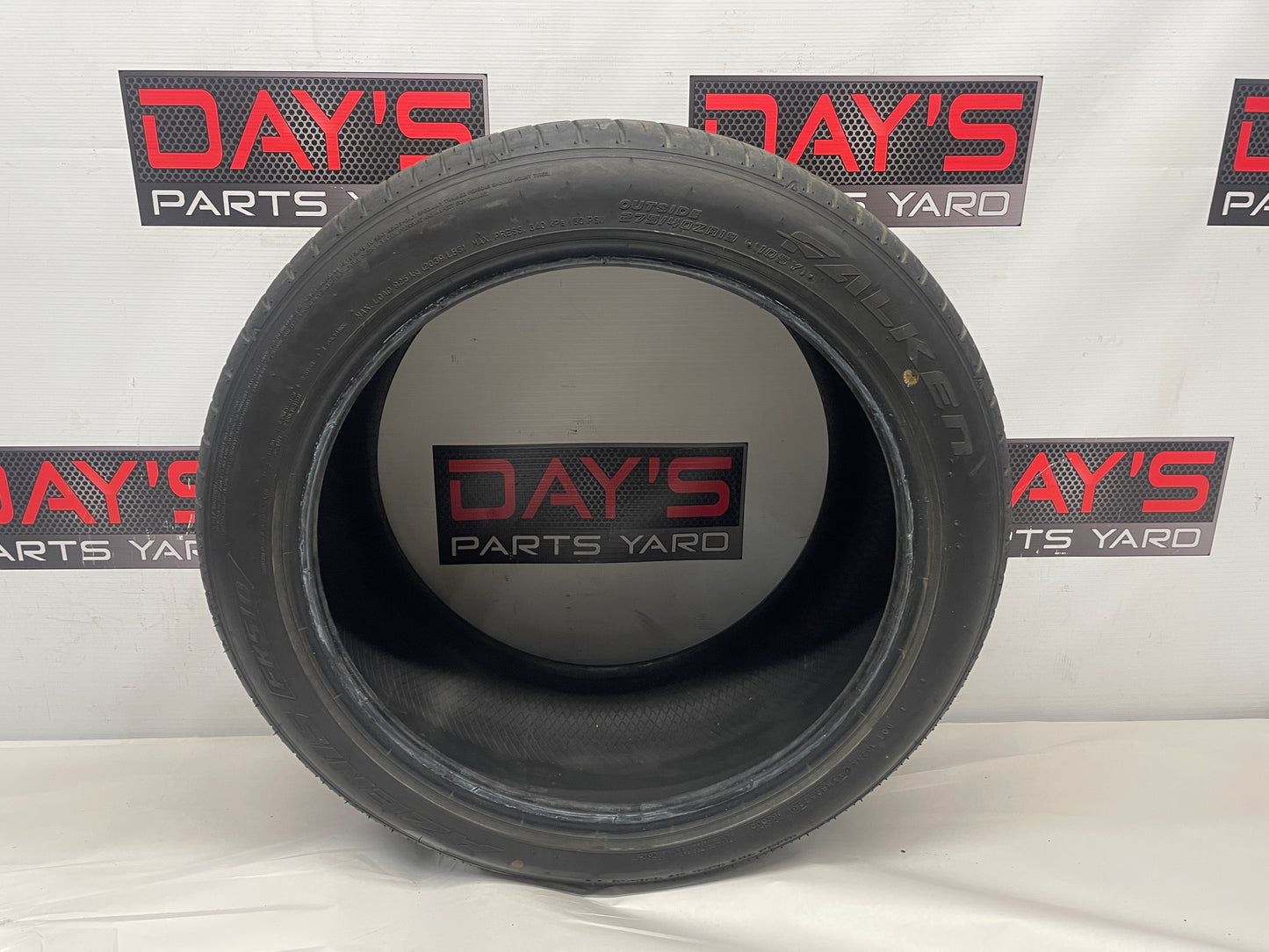 Falken FR510 275/40ZR19 Tire