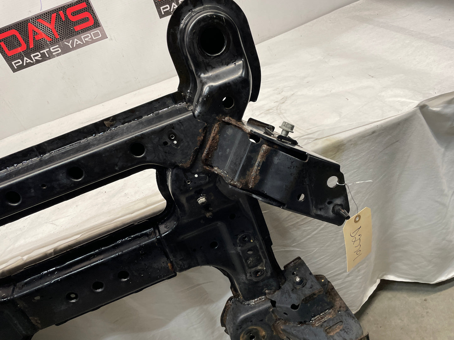 2009 Pontiac G8 Front Suspension Engine Cradle Cross K Member Sub Frame OEM - Day's Parts Yard