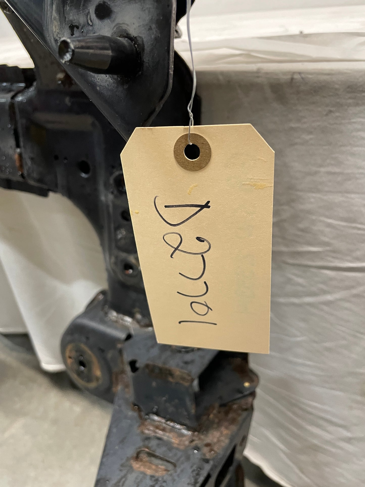 2009 Pontiac G8 Front Suspension Engine Cradle Cross K Member Sub Frame OEM - Day's Parts Yard