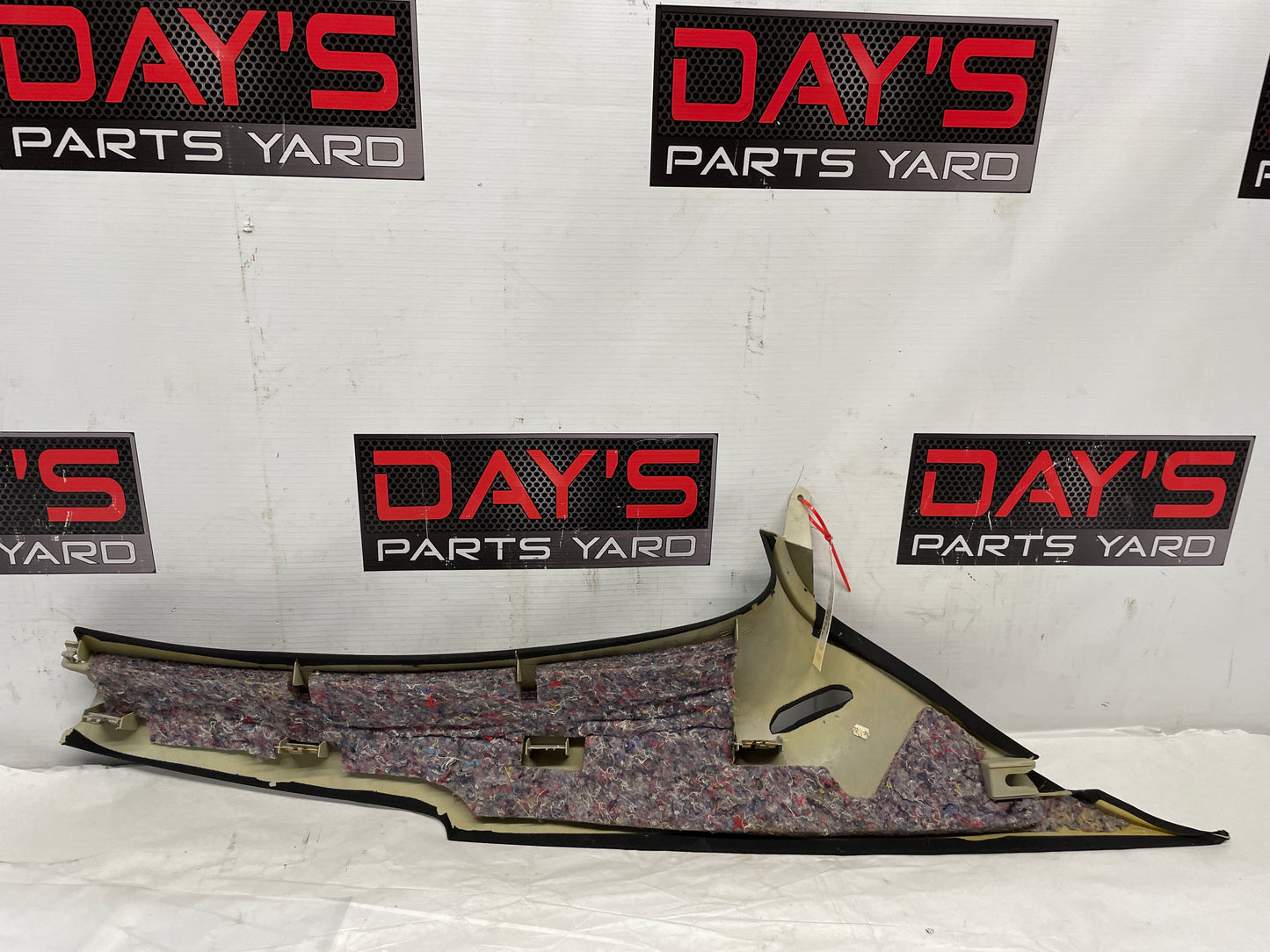 2005 Pontiac GTO RH Passenger Rear Interior C Pillar Seat Belt Trim Cover OEM