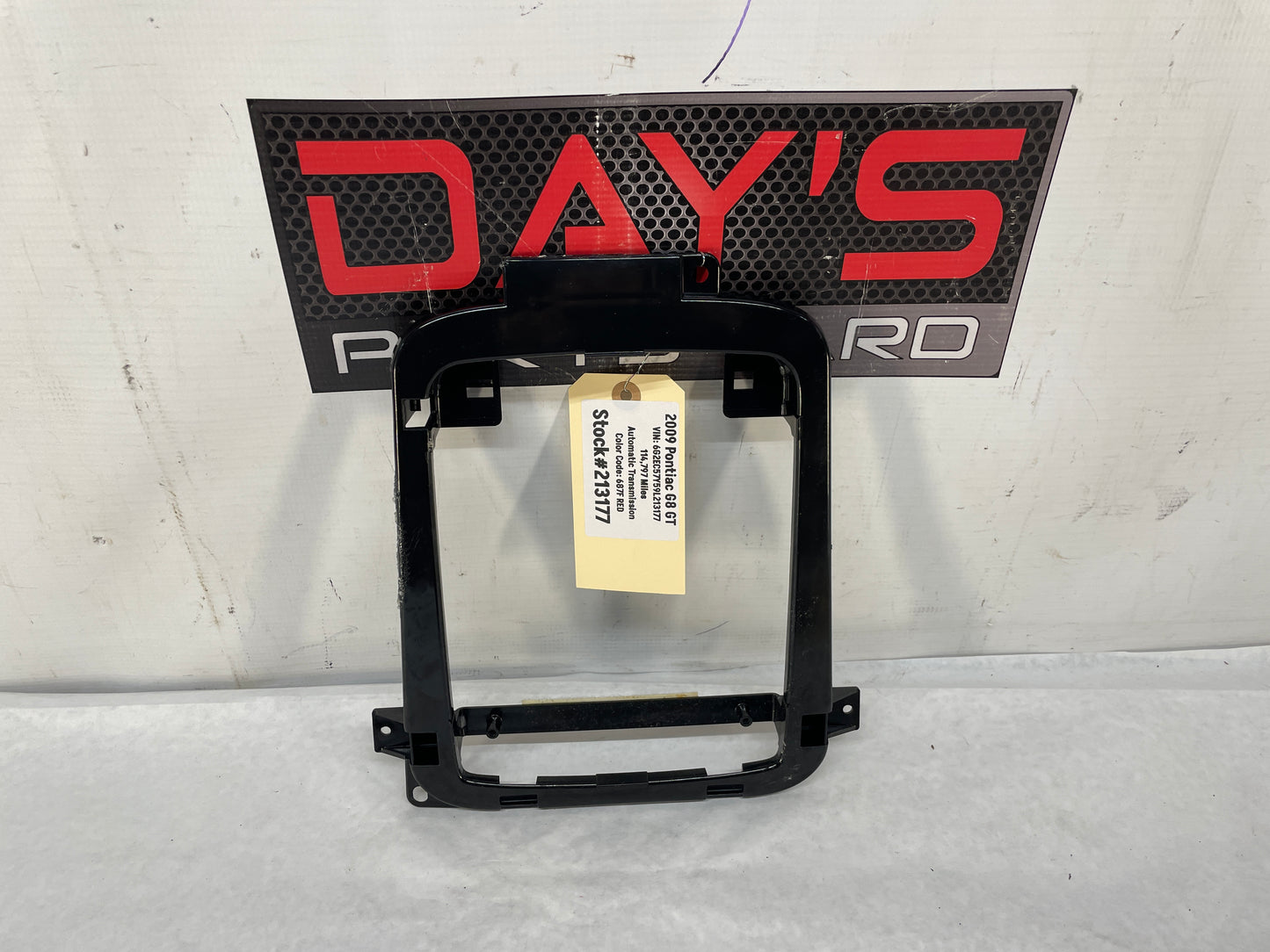 2009 Pontiac G8 GT Over Head Console Dome Light Frame Bracket Brace Bezel OEM