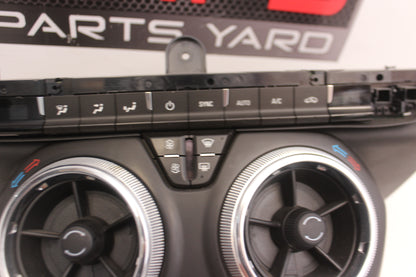 2017 Chevy Camaro SS HVAC Temperature Control Panel  OEM
