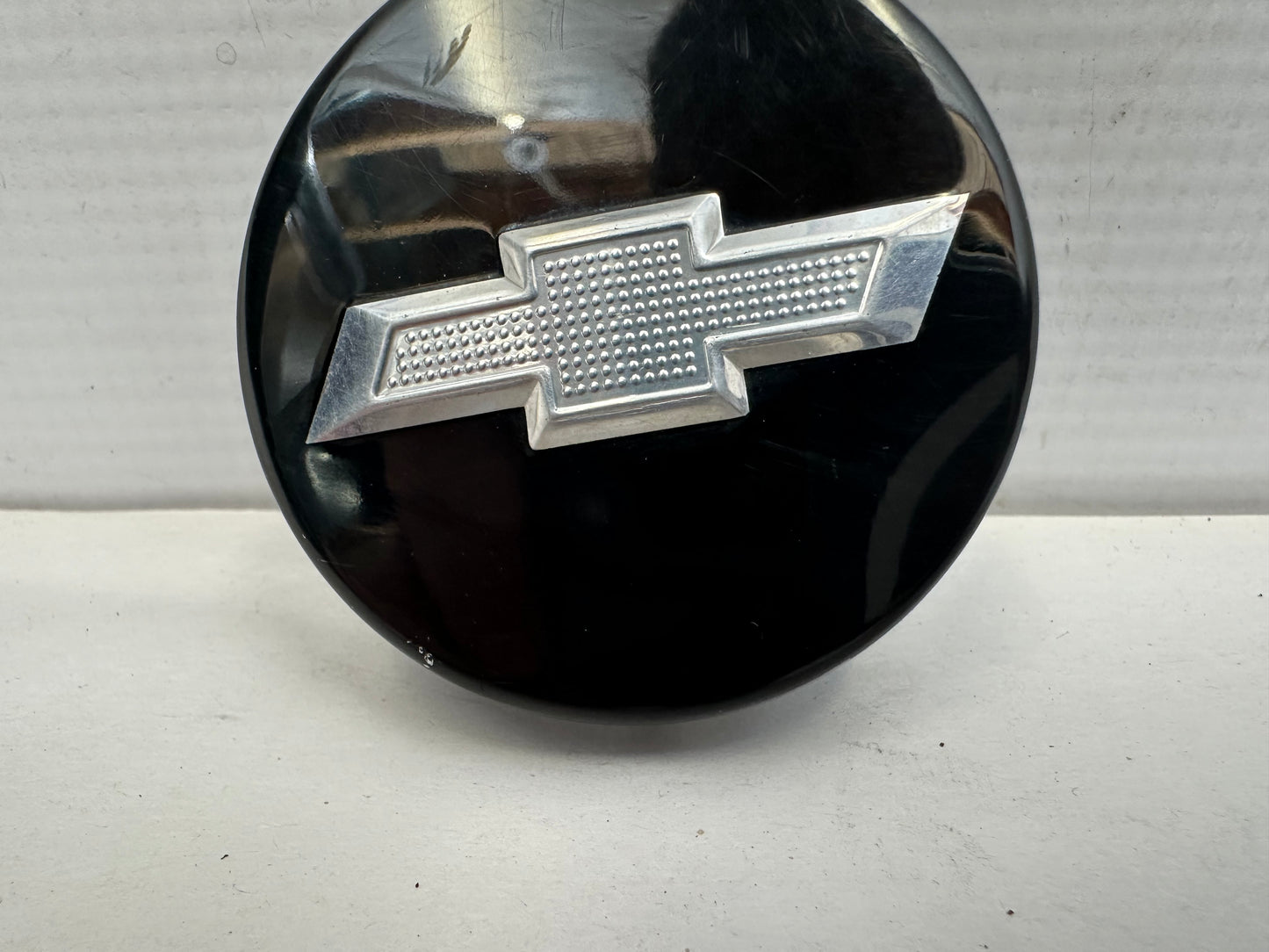2015 Chevy Camaro SS 1LE Wheel Center Cap OEM - Day's Parts Yard
