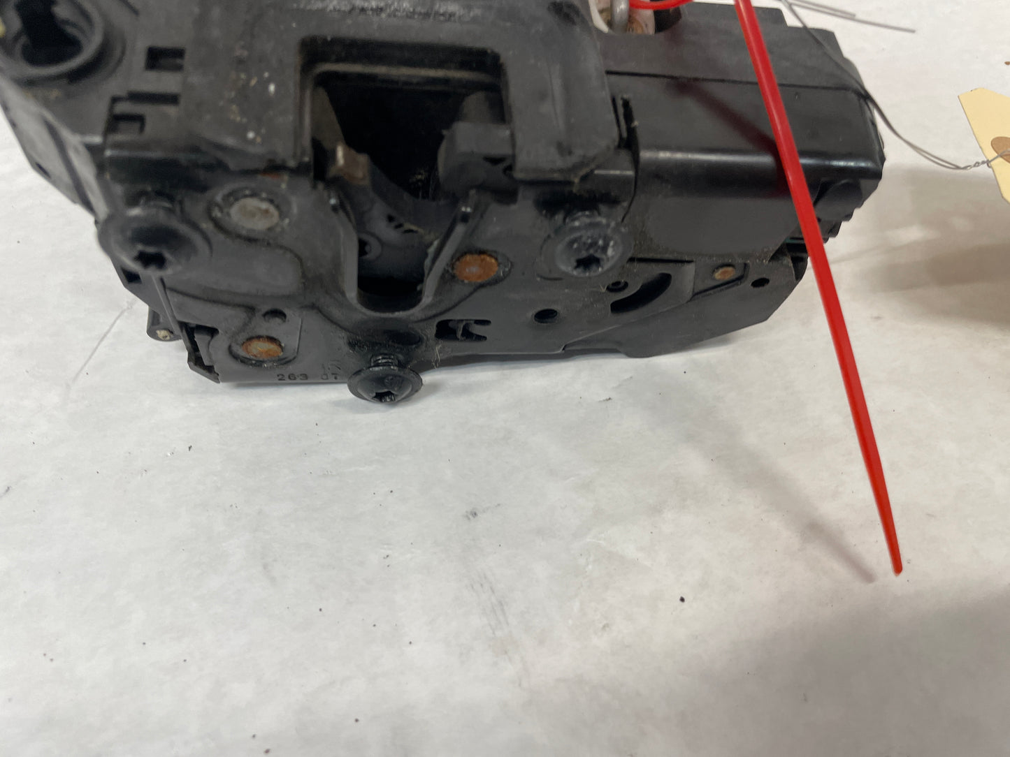 2008 Pontiac G8 Base RH Passenger Front Door Lock Actuator OEM - Day's Parts Yard