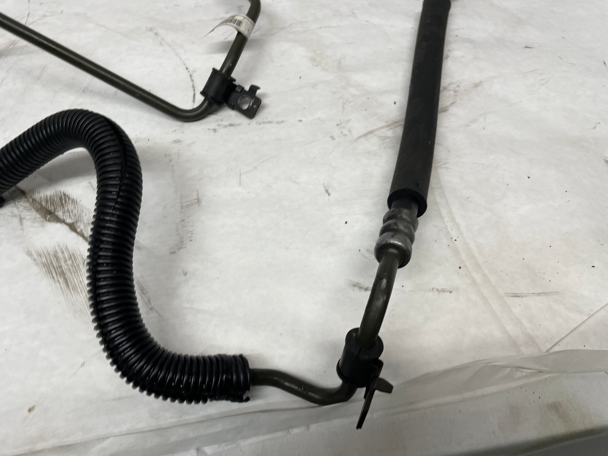 2009 Pontiac G8 Power Steering Lines Hoses Tubes OEM - Day's Parts Yard