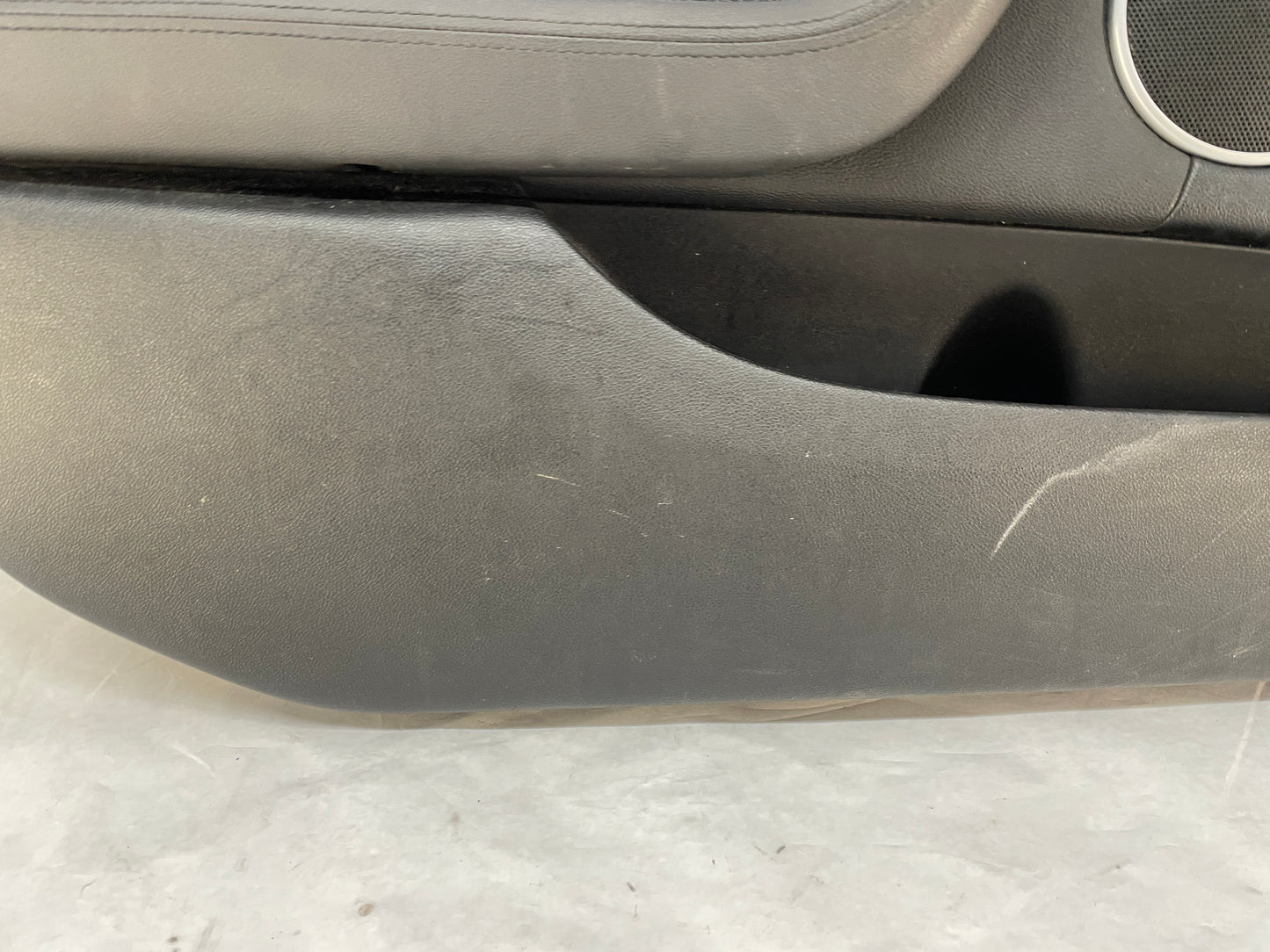 2009 Pontiac G8 GT LH Driver Front Interior Door Panel Trim OEM