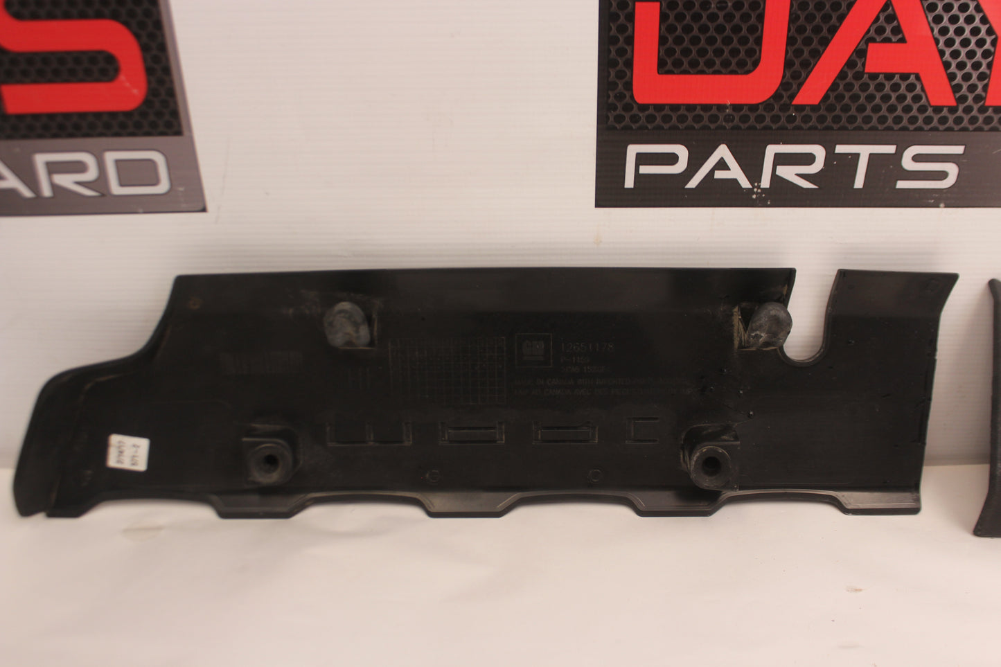 2017 Chevy Camaro SS RH & LH Engine Motor Cover OEM - Day's Parts Yard