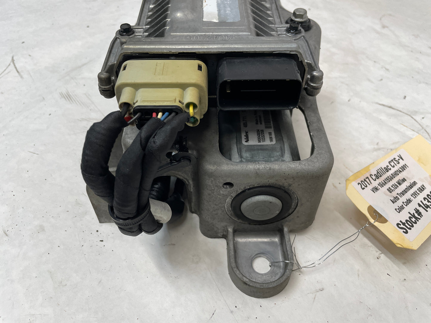 2017 Cadillac CTS-V Rear Differential Pump Actuator Module OEM - Day's Parts Yard