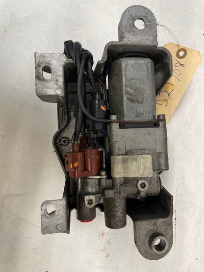 2017 Cadillac CTS-V Rear Differential Pump Actuator Module OEM - Day's Parts Yard