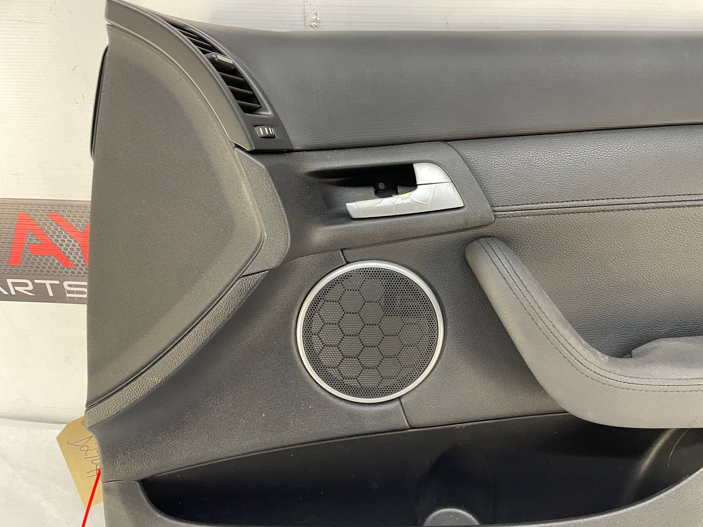 2009 Pontiac G8 GT RH Passenger Front Interior Door Panel Trim OEM