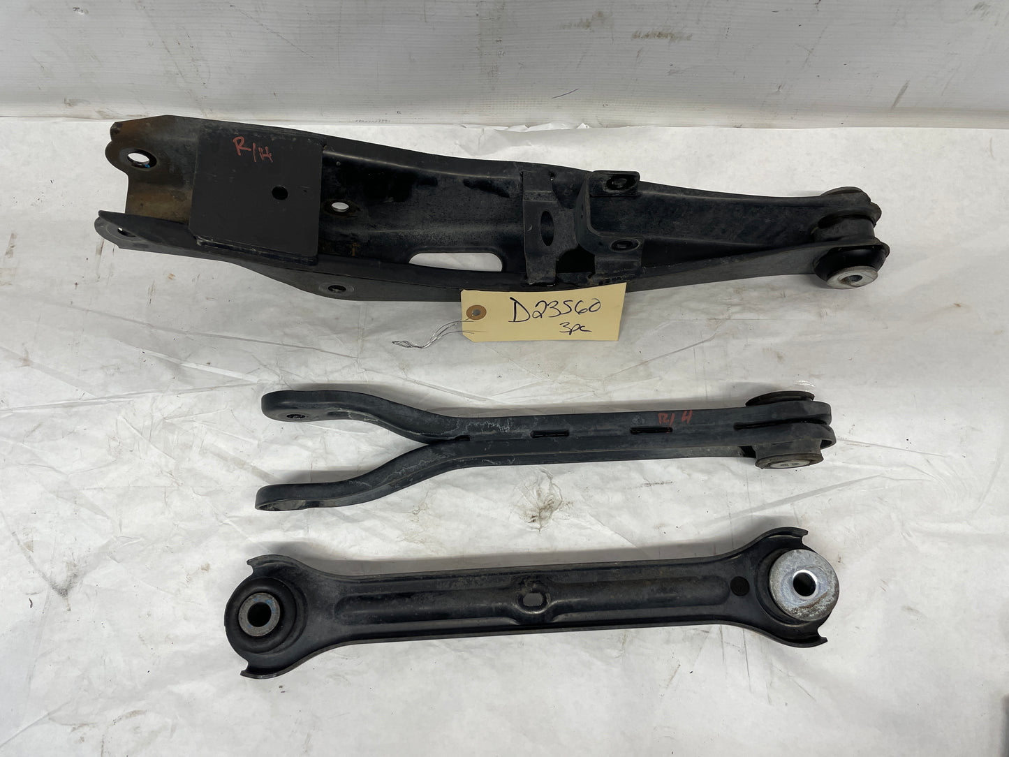 2014 Chevy SS Sedan RH Passenger Rear Suspension Control Arms Adjuster Links OEM - Day's Parts Yard