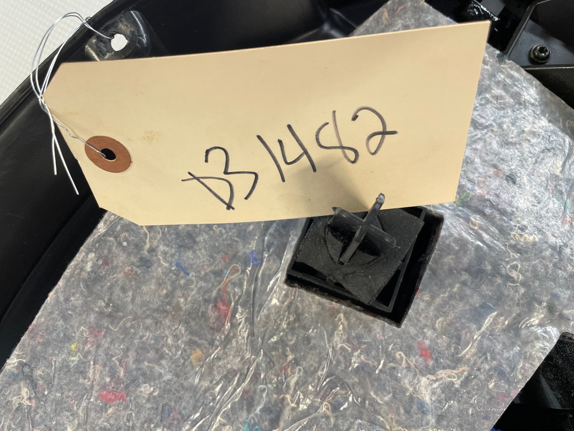 2013 Chevy Camaro ZL1 LH Driver Carbon Flash Front Interior Door Panel Trim OEM - Day's Parts Yard