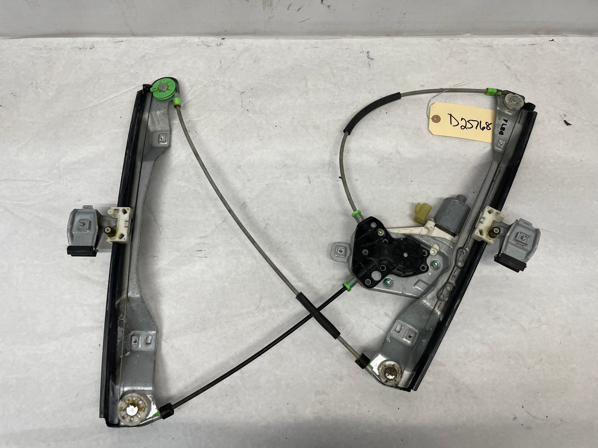 2008 Pontiac G8 Base LH Driver Front Door Window Regulator Motor OEM - Day's Parts Yard